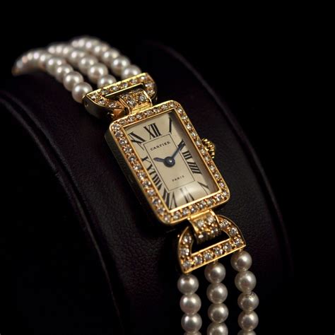 montre signe et perles cartier|cartier montres sale.